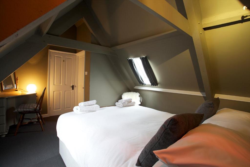 Hotel The Kings Arms Didmarton Camera foto